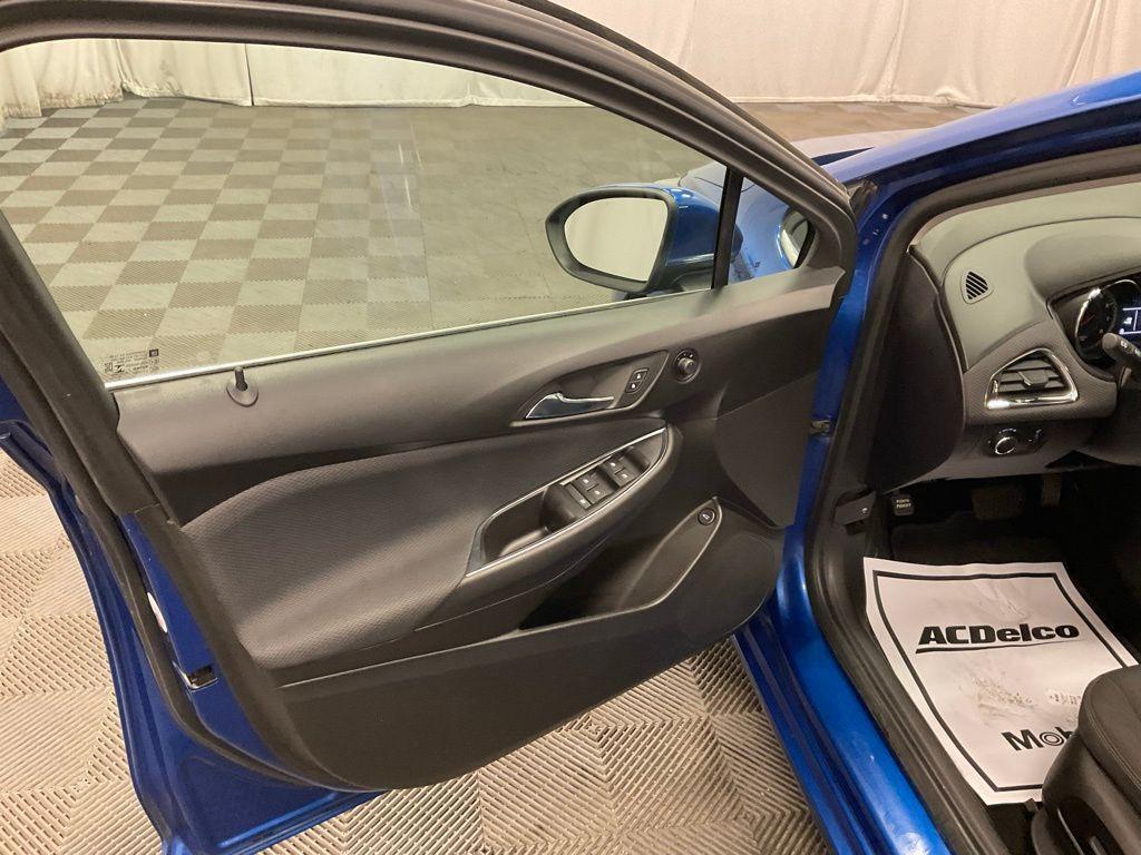 used 2017 Chevrolet Cruze car, priced at $7,500