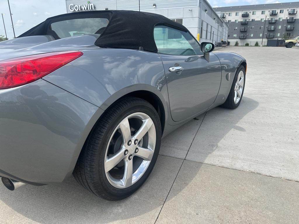 used 2006 Pontiac Solstice car, priced at $15,000