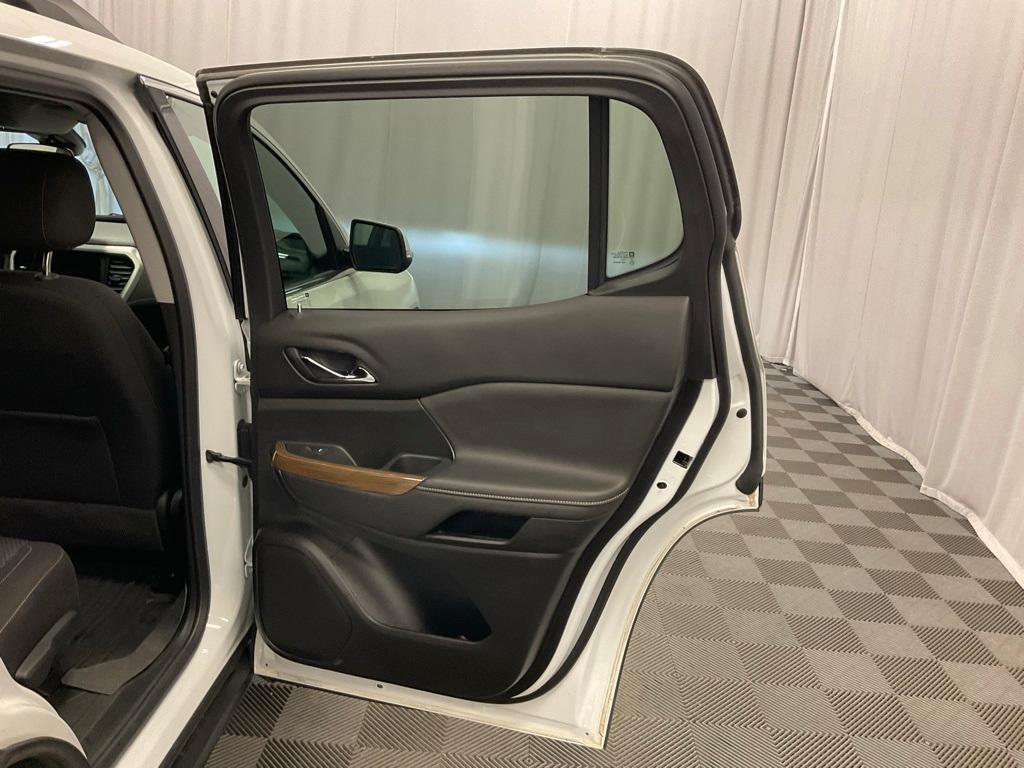 used 2023 GMC Acadia car, priced at $30,652