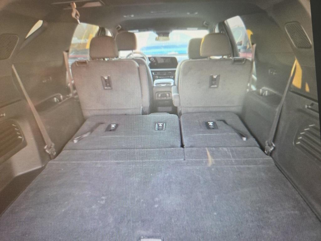 used 2024 Chevrolet Traverse car, priced at $36,998