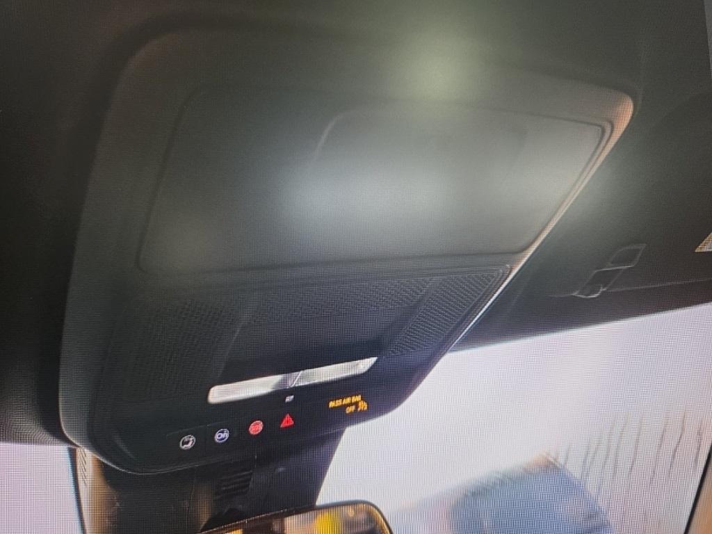 used 2024 Chevrolet Traverse car, priced at $36,998