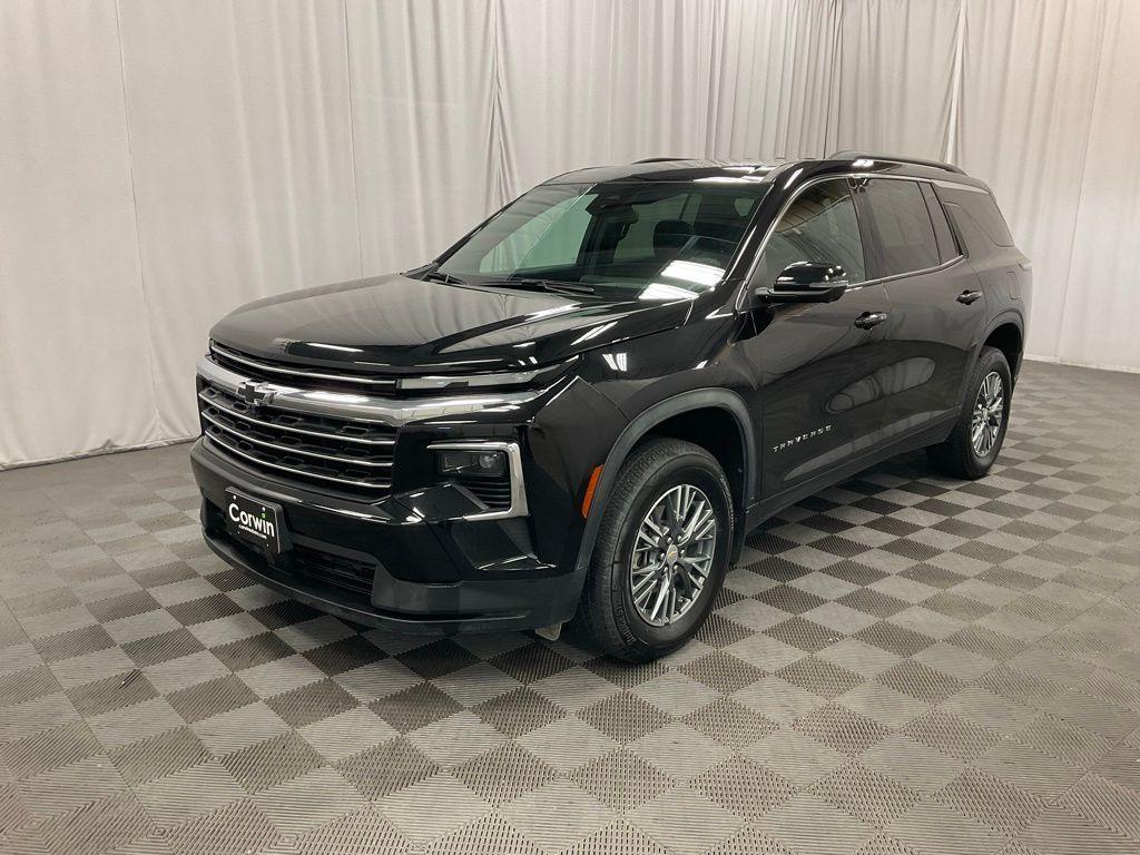 used 2024 Chevrolet Traverse car, priced at $36,447