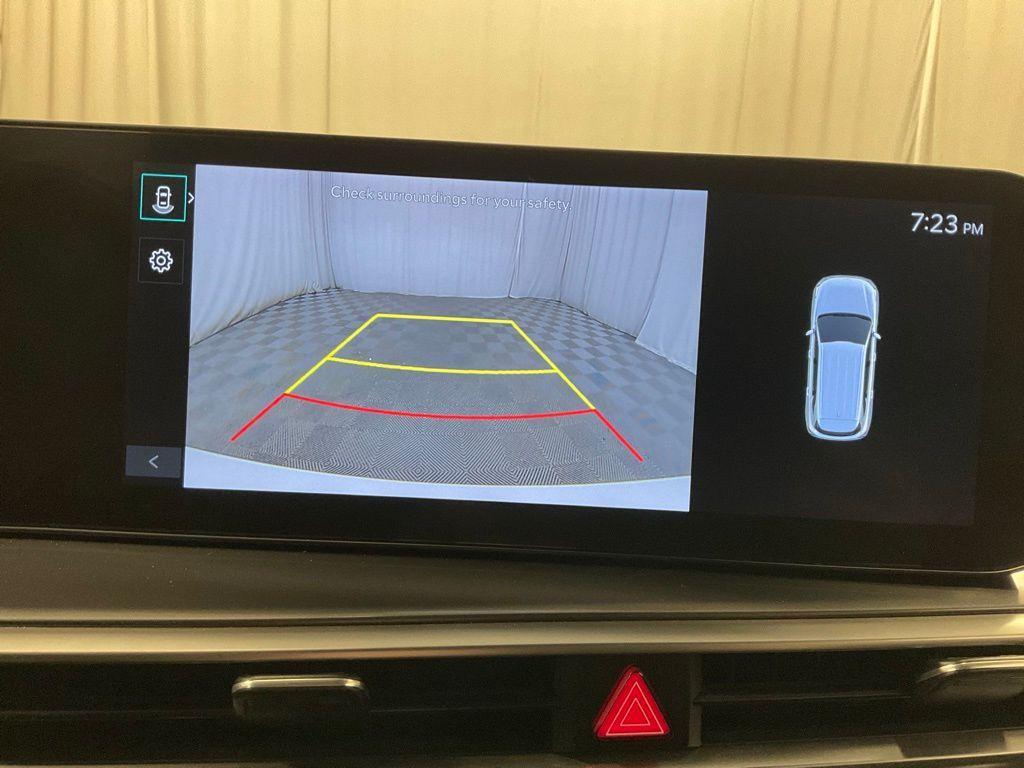 used 2024 Kia Sorento car, priced at $25,998