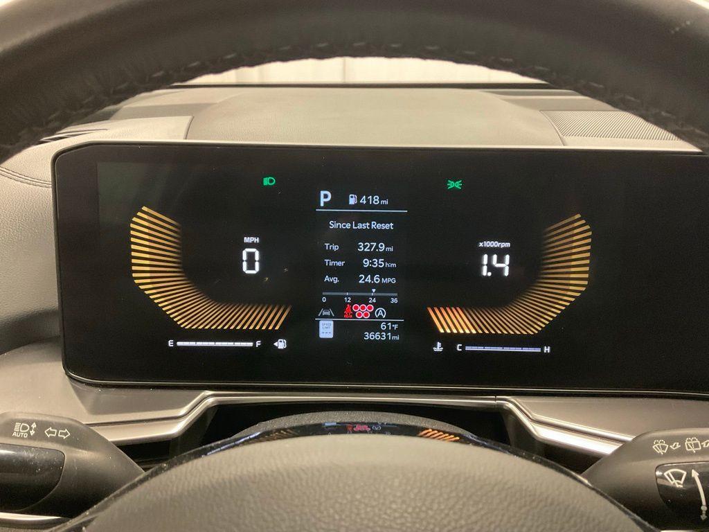 used 2024 Kia Sorento car, priced at $25,998