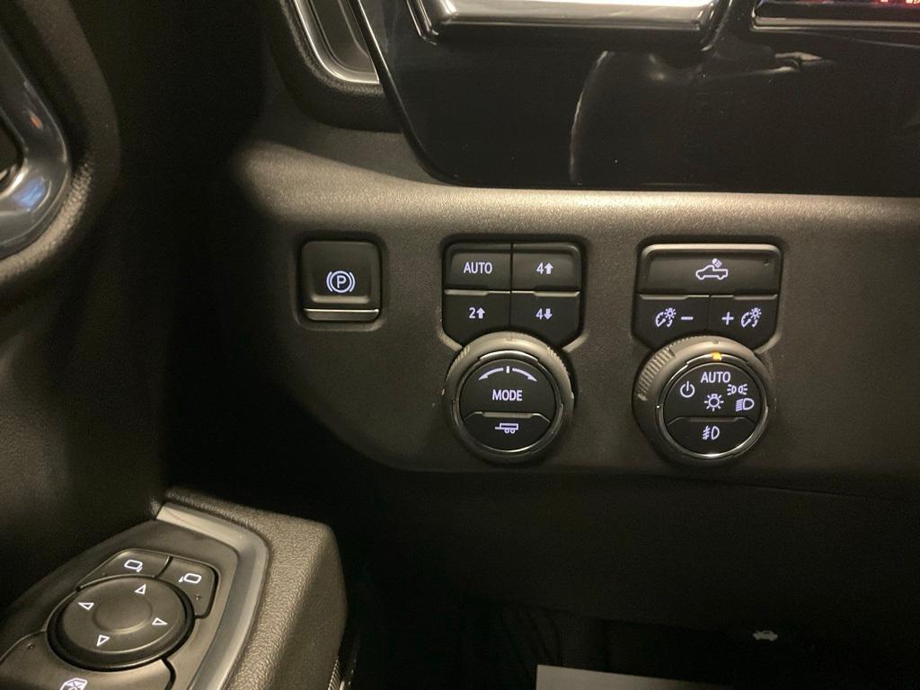 used 2024 Chevrolet Silverado 1500 car, priced at $50,998