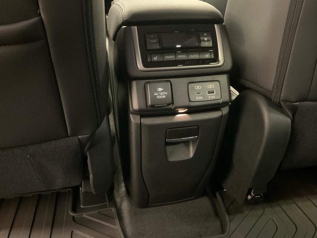 new 2025 Subaru Ascent car, priced at $53,901