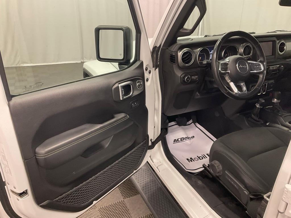 used 2019 Jeep Wrangler Unlimited car, priced at $26,498