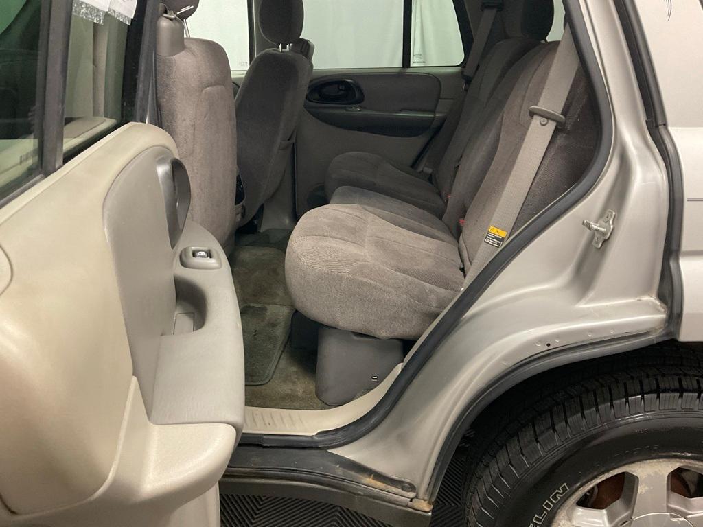used 2004 Chevrolet TrailBlazer car, priced at $3,998