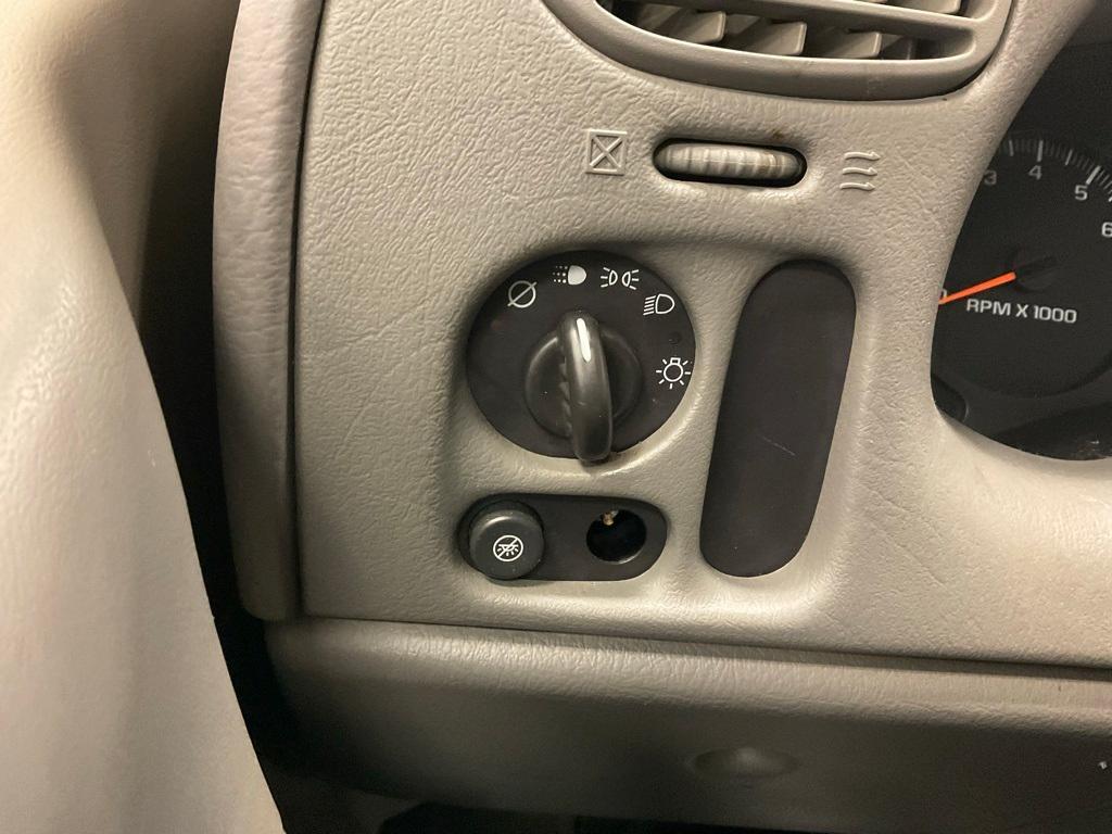 used 2004 Chevrolet TrailBlazer car, priced at $3,998