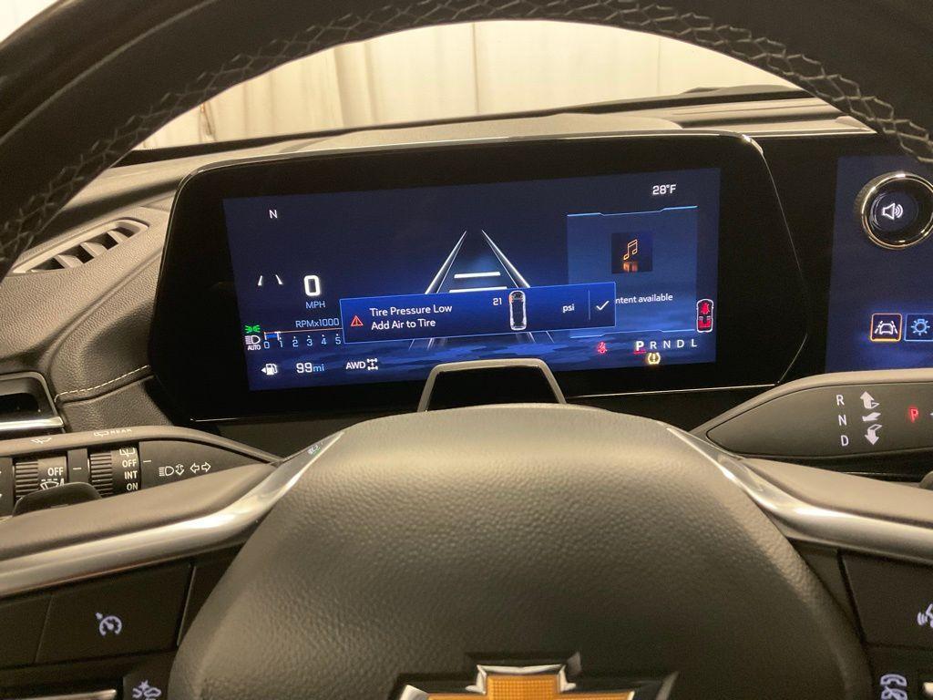 used 2024 Chevrolet Traverse car, priced at $35,997