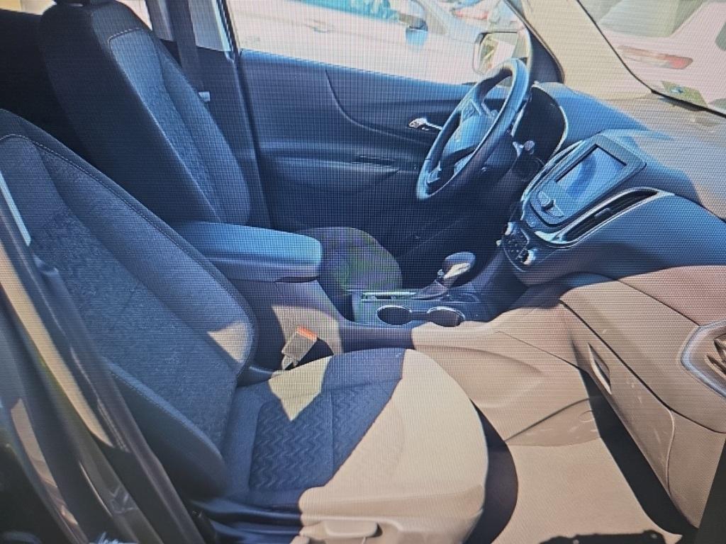 used 2024 Chevrolet Equinox car, priced at $21,997