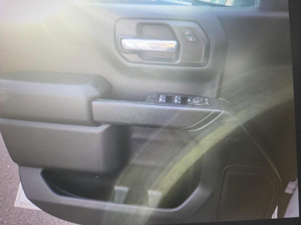 used 2021 Chevrolet Silverado 1500 car, priced at $32,998