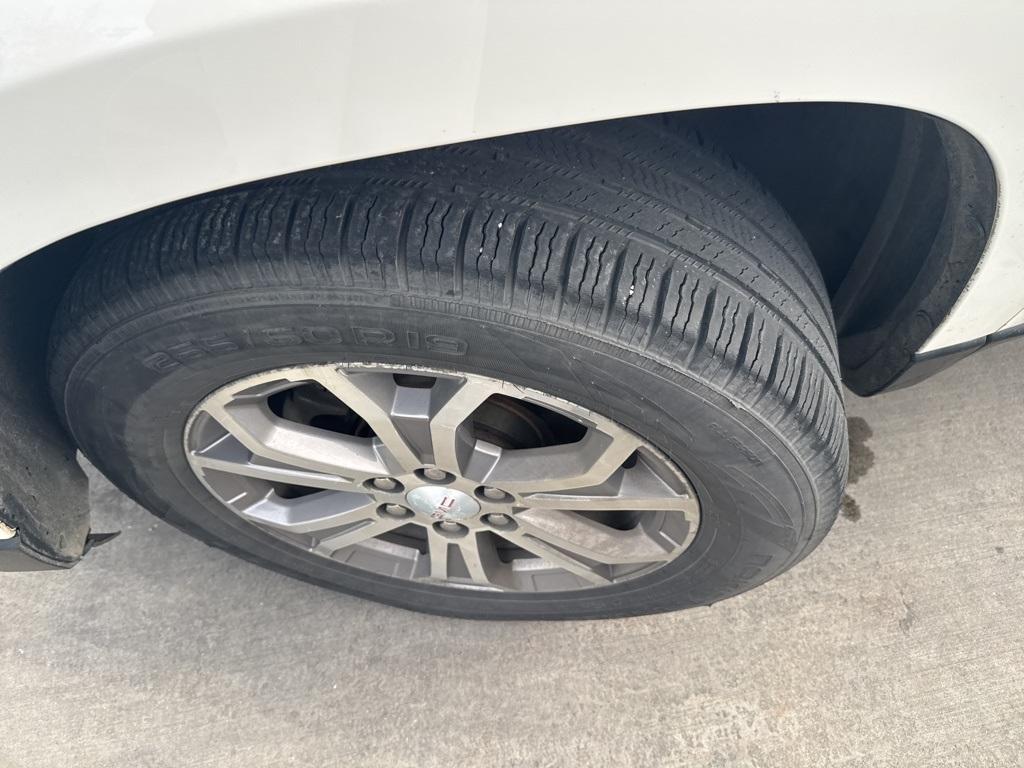 used 2013 GMC Acadia car, priced at $2,500