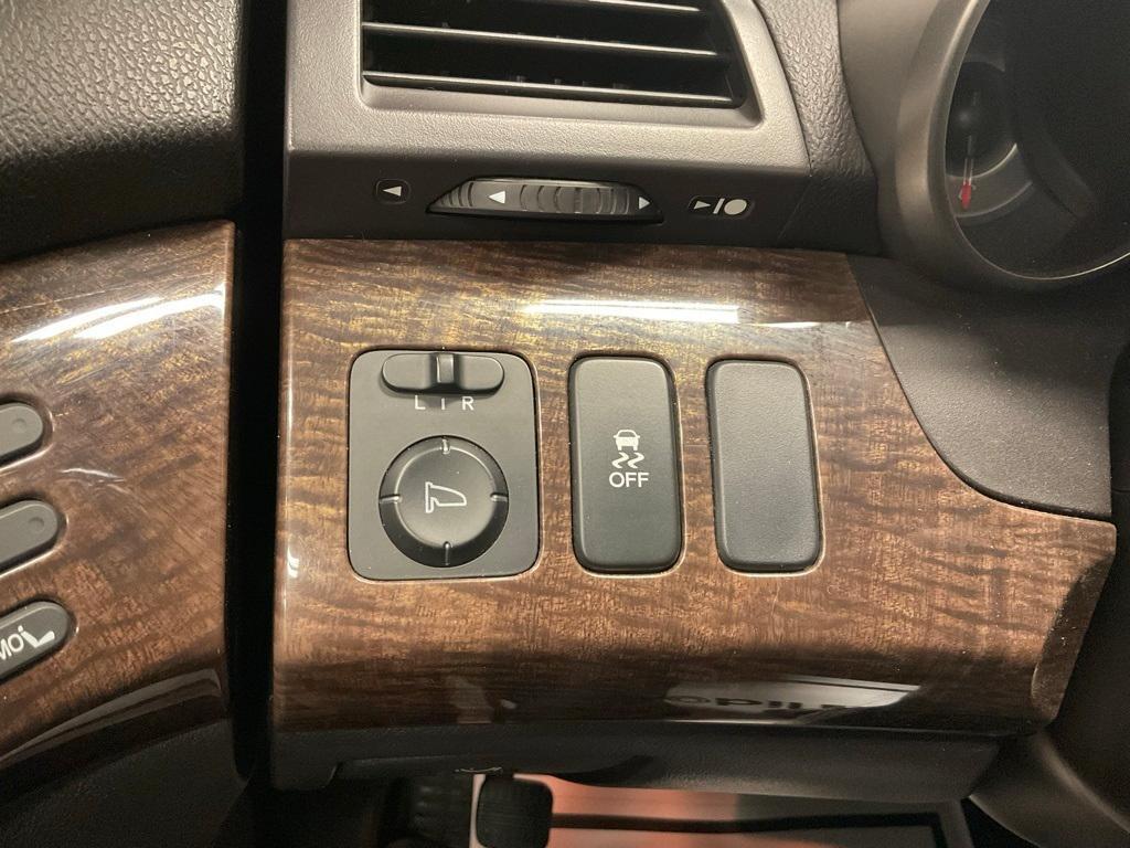 used 2011 Acura MDX car, priced at $6,500