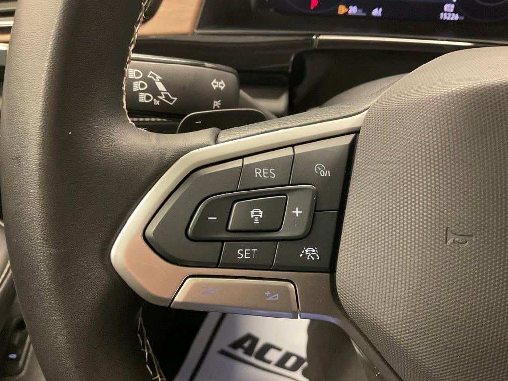 used 2025 Volkswagen Atlas car, priced at $31,633