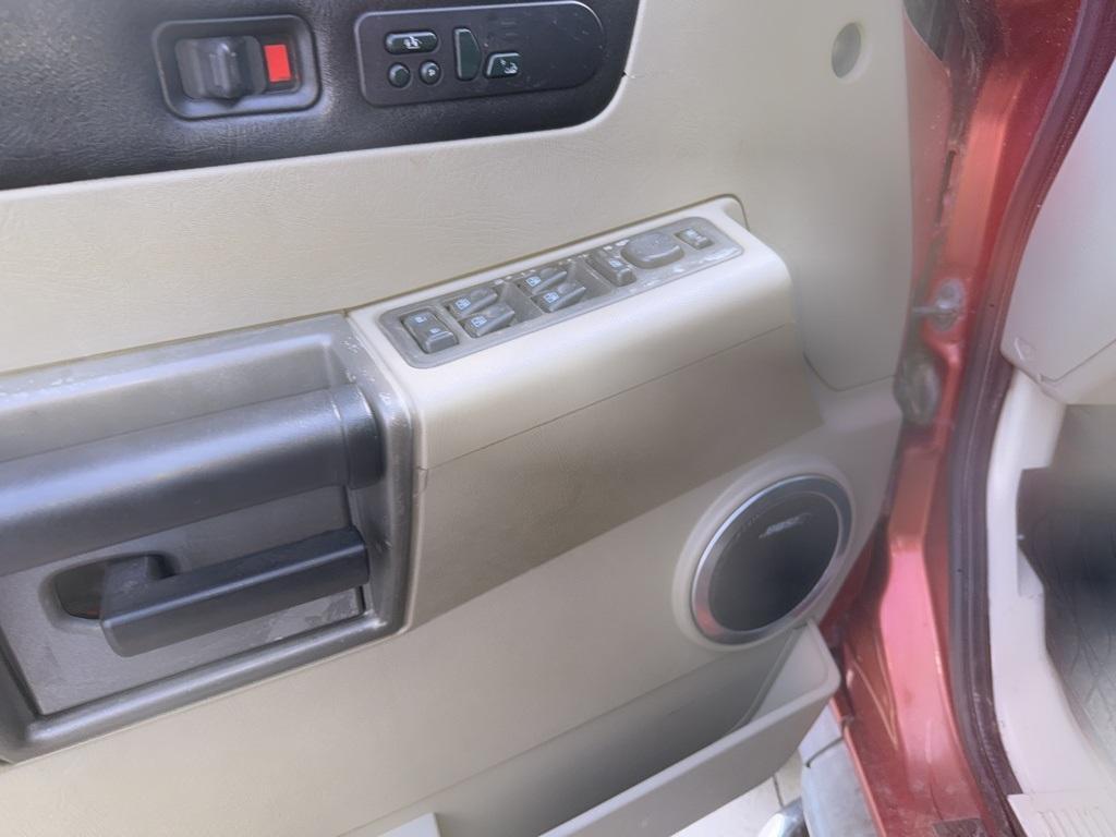 used 2003 Hummer H2 car, priced at $14,998