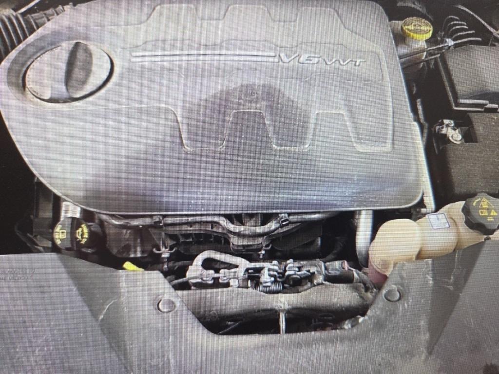 used 2022 Jeep Cherokee car, priced at $26,318