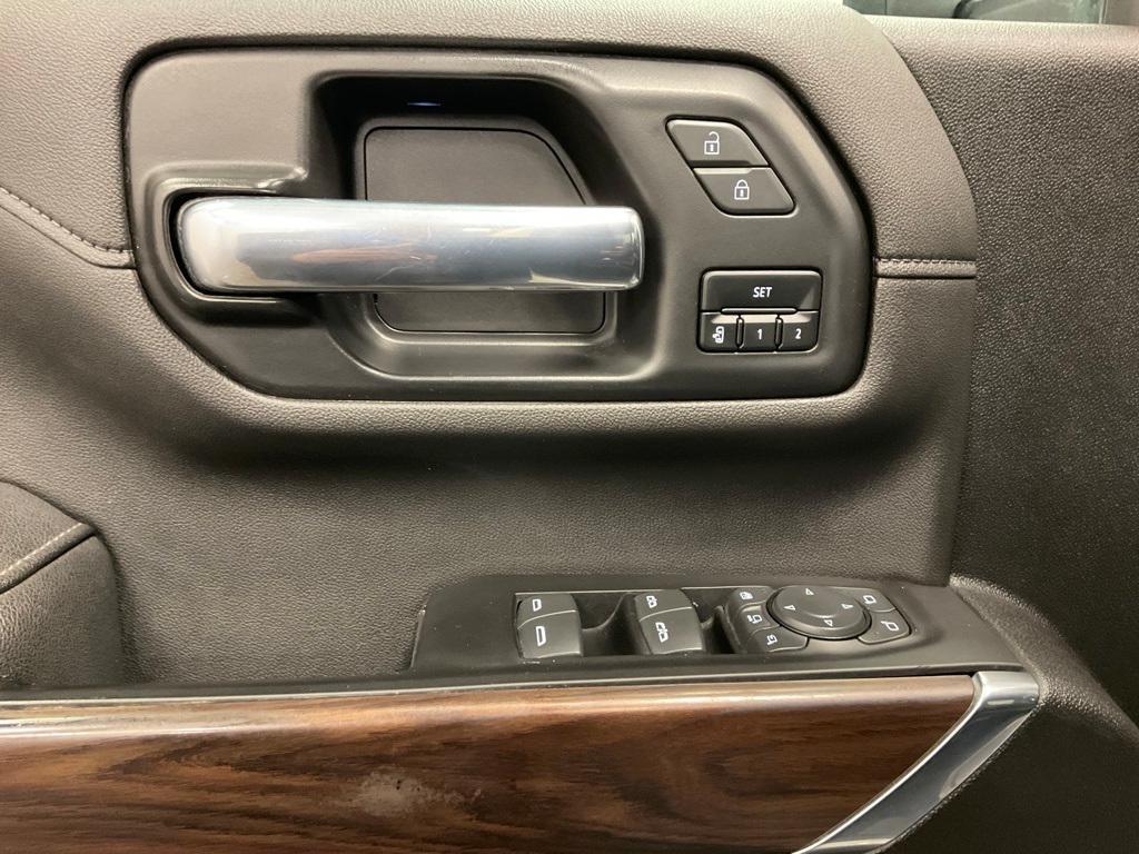 used 2022 GMC Sierra 2500 car, priced at $46,500