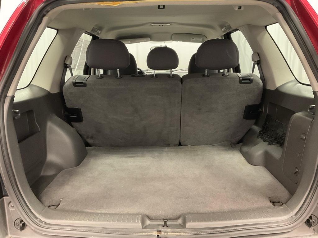 used 2005 Ford Escape car, priced at $3,000