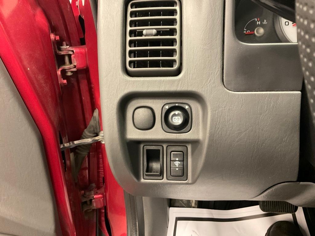 used 2005 Ford Escape car, priced at $3,000