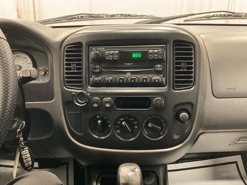 used 2005 Ford Escape car, priced at $3,000