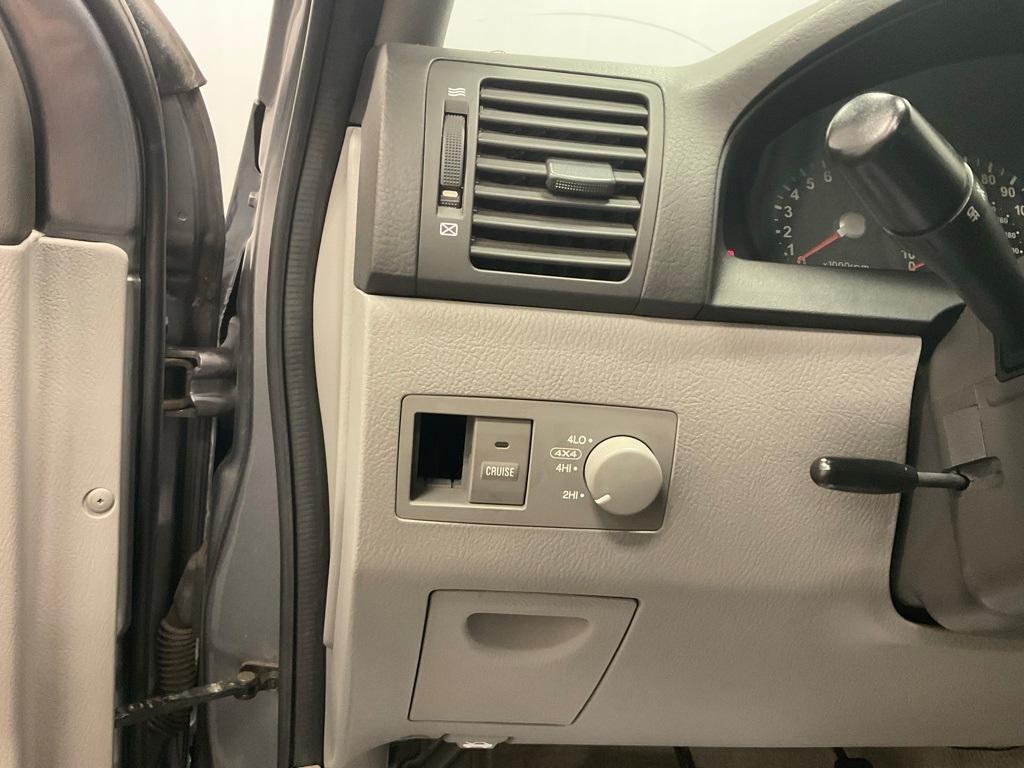 used 2006 Kia Sorento car, priced at $5,247