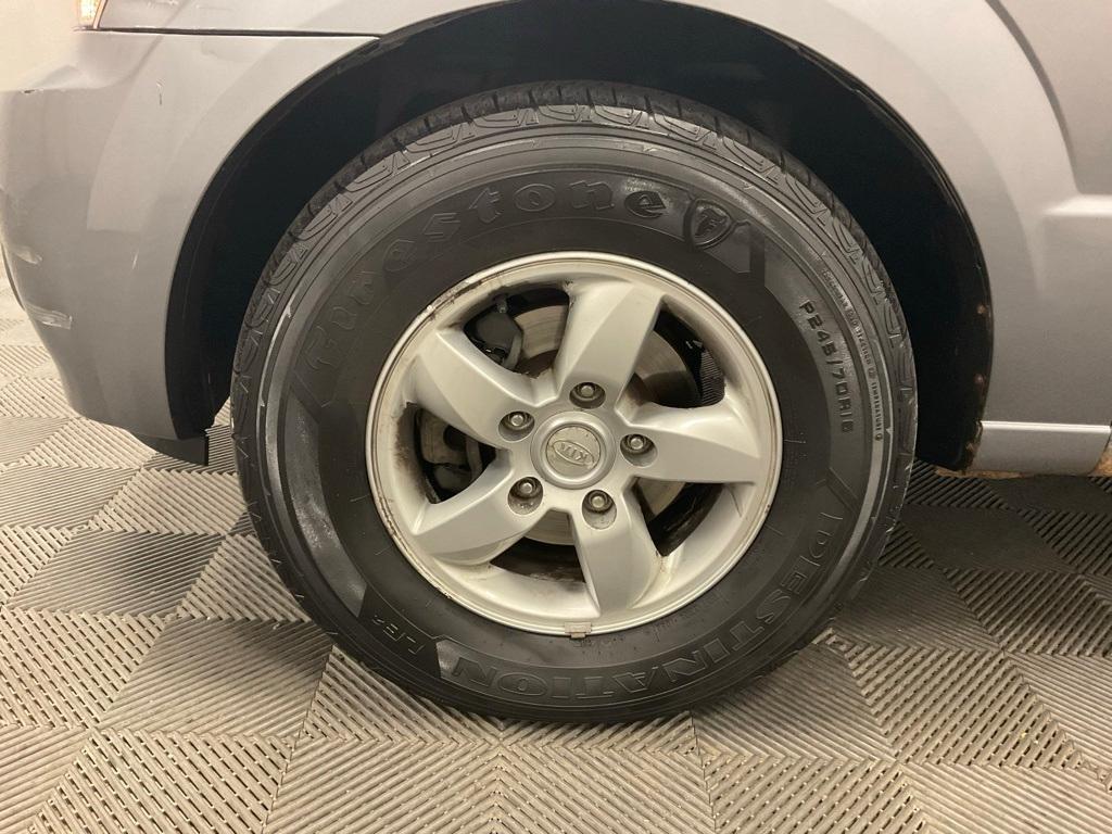 used 2006 Kia Sorento car, priced at $5,247