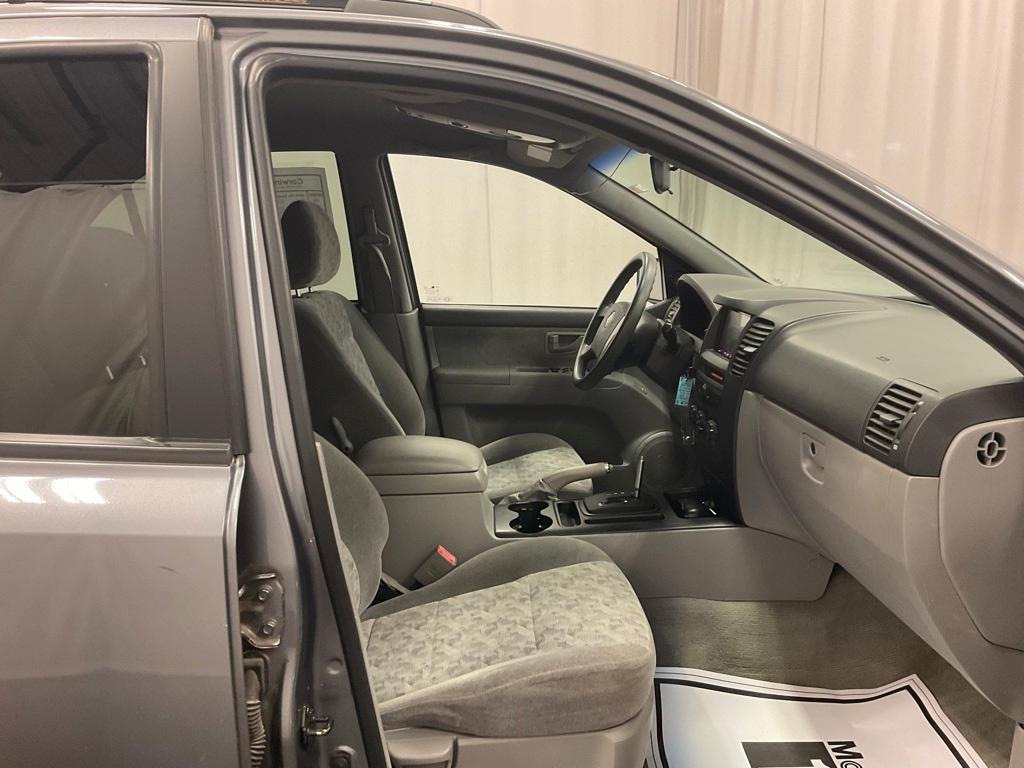 used 2006 Kia Sorento car, priced at $5,247
