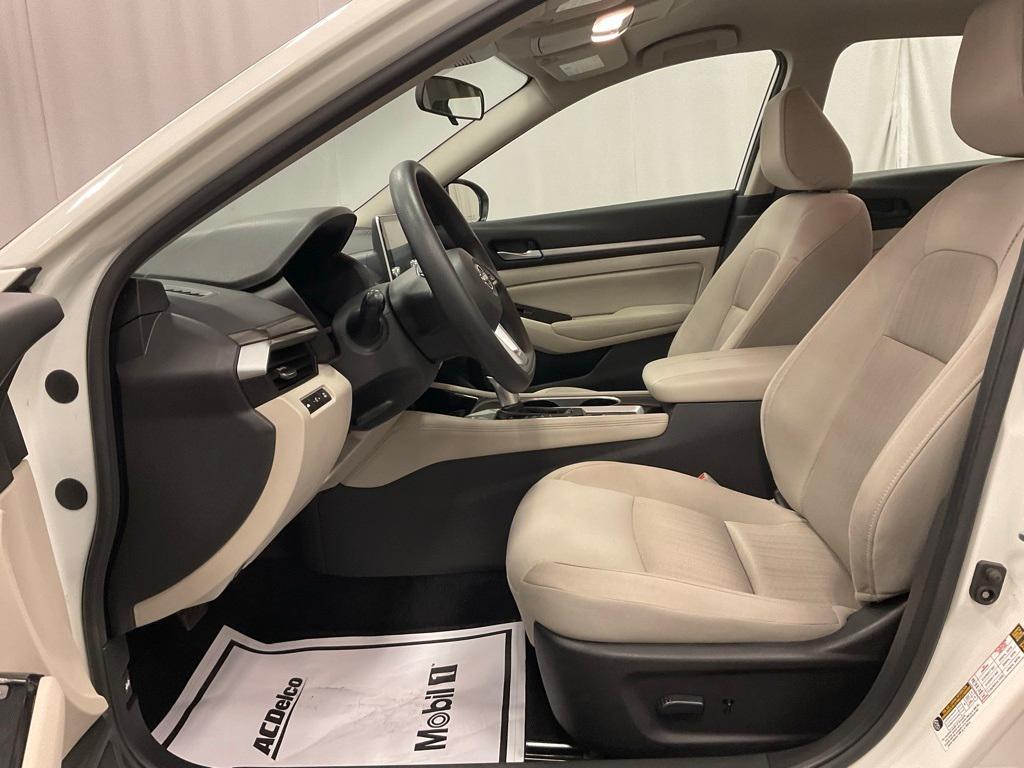 used 2023 Nissan Altima car, priced at $20,000