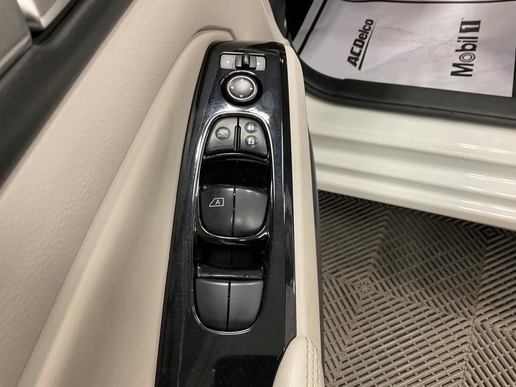 used 2023 Nissan Altima car, priced at $20,000