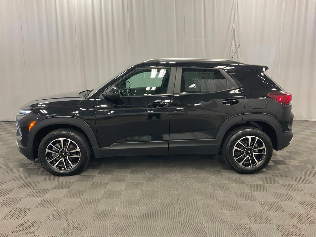 used 2024 Chevrolet TrailBlazer car, priced at $20,998