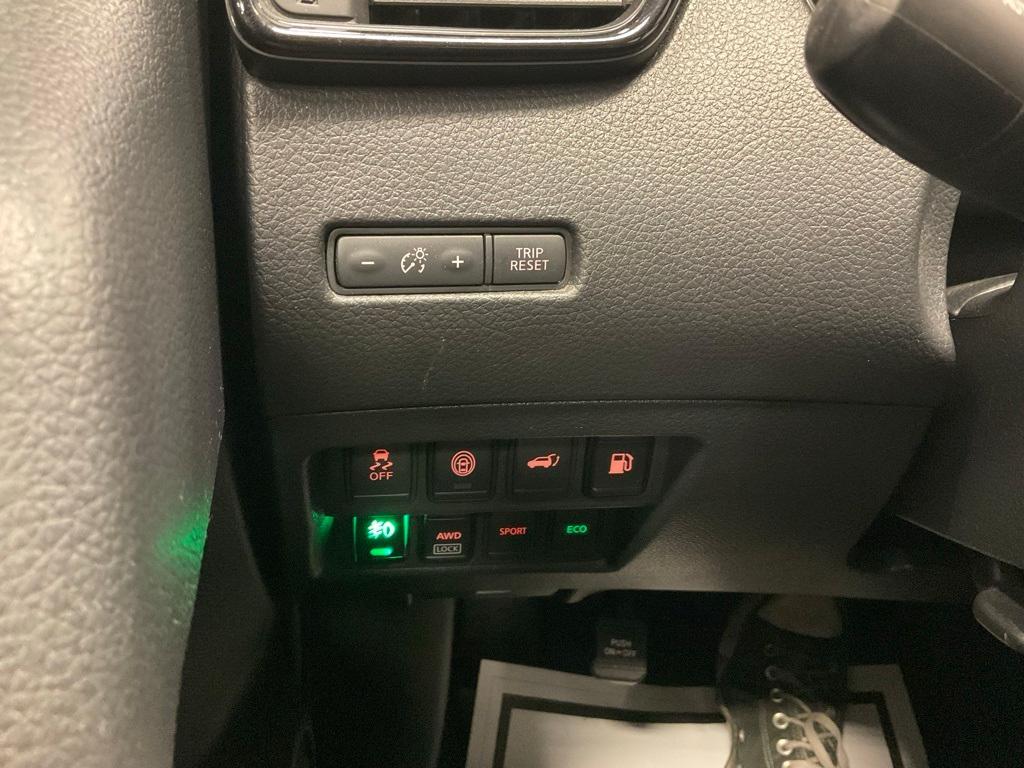 used 2020 Nissan Rogue car, priced at $18,998