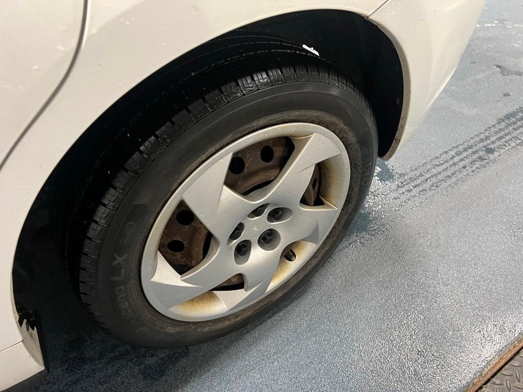used 2009 Pontiac Vibe car, priced at $6,497