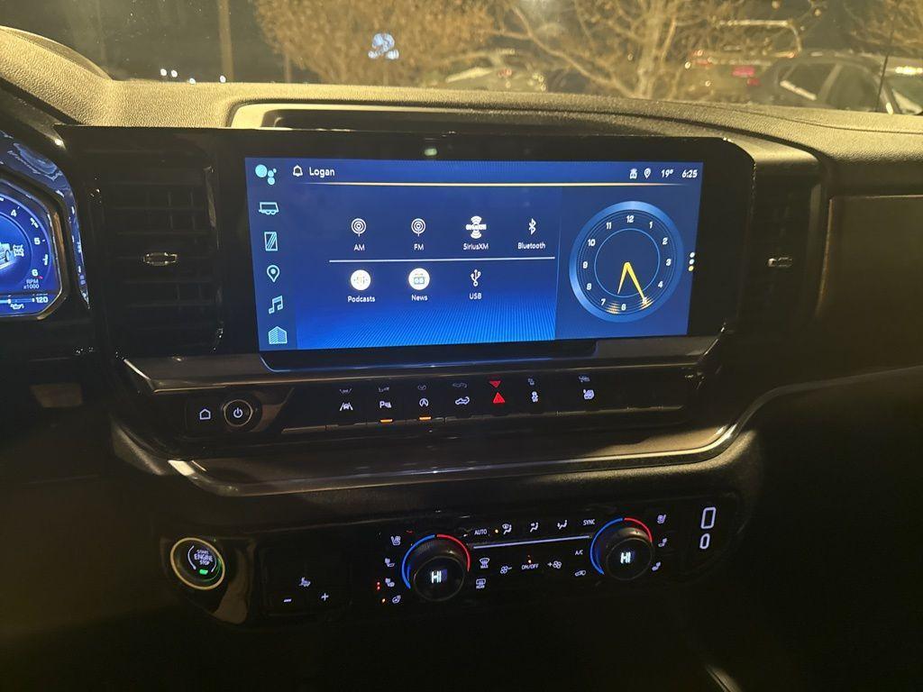 used 2022 Chevrolet Silverado 1500 car, priced at $43,997