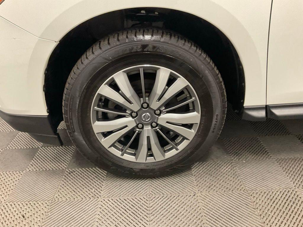 used 2019 Nissan Pathfinder car, priced at $17,498