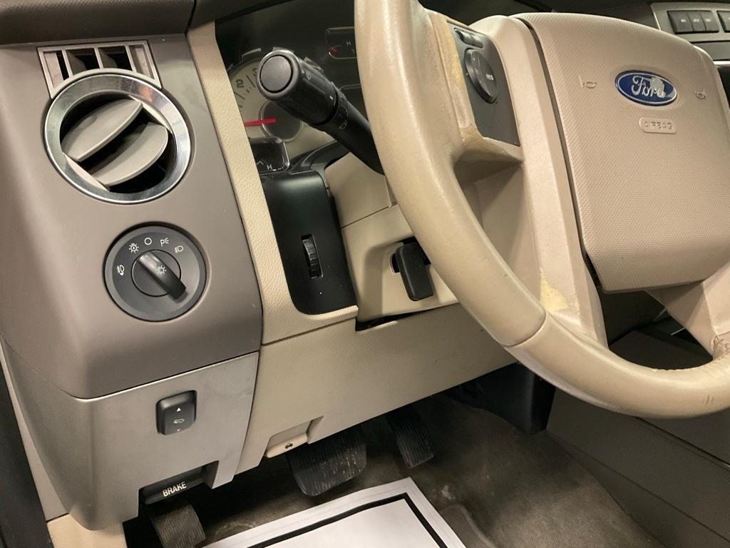 used 2013 Ford Expedition car, priced at $7,214