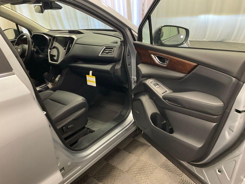 new 2025 Subaru Ascent car, priced at $52,807