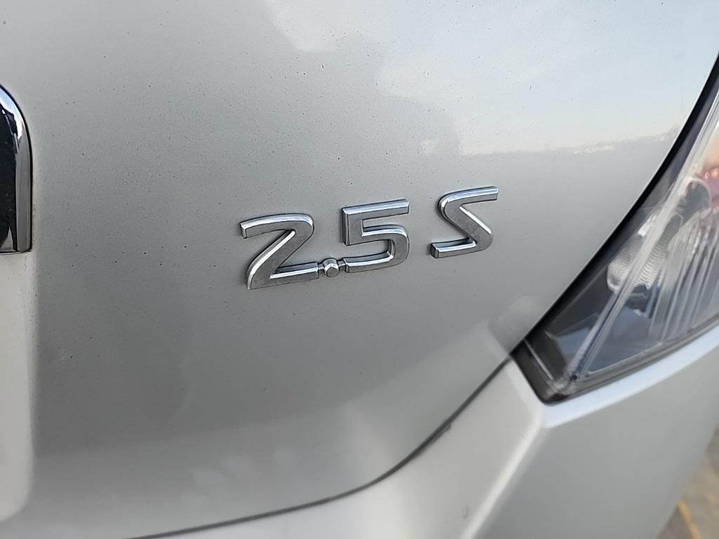 used 2011 Nissan Altima car, priced at $5,000