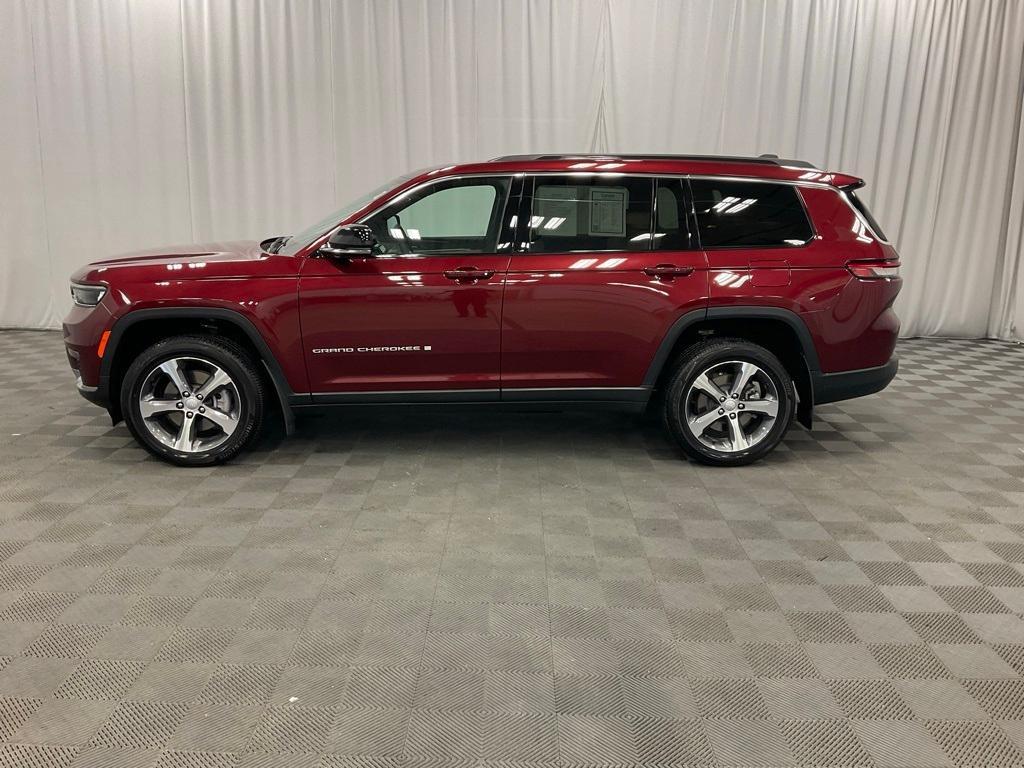 used 2024 Jeep Grand Cherokee L car, priced at $40,998