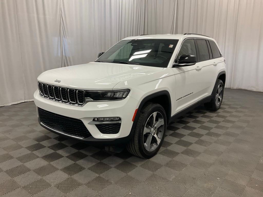 used 2023 Jeep Grand Cherokee car, priced at $31,190