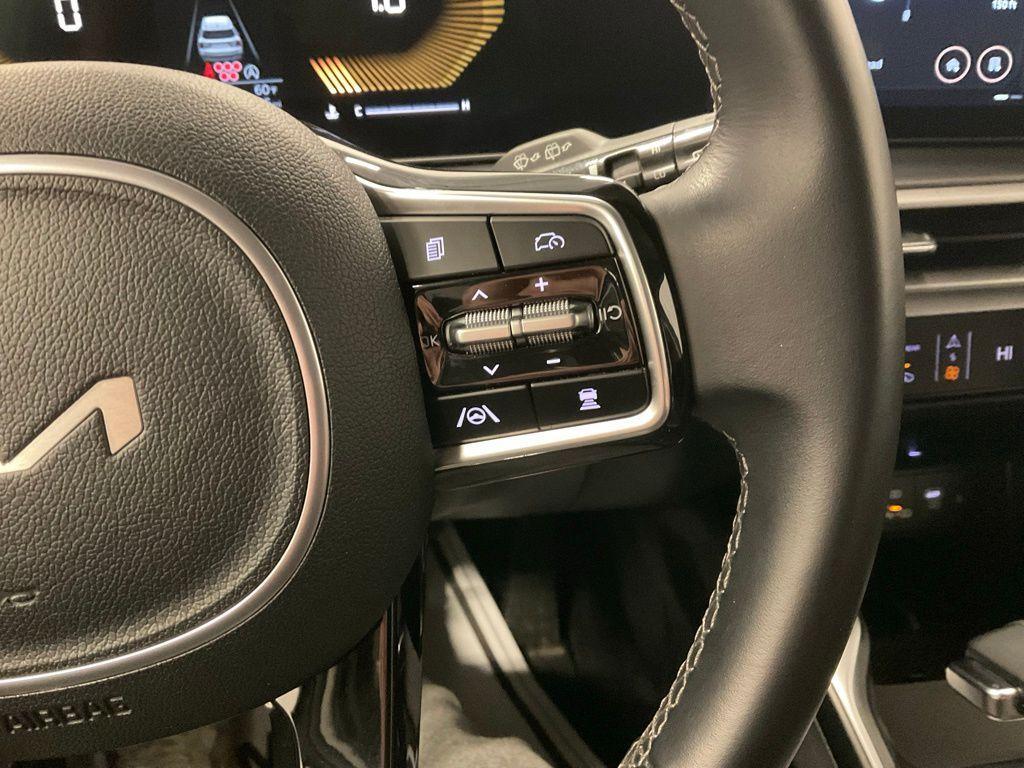 used 2024 Kia Sorento car, priced at $27,498