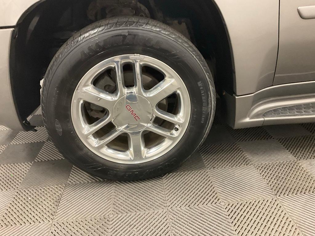 used 2006 GMC Envoy car, priced at $5,765