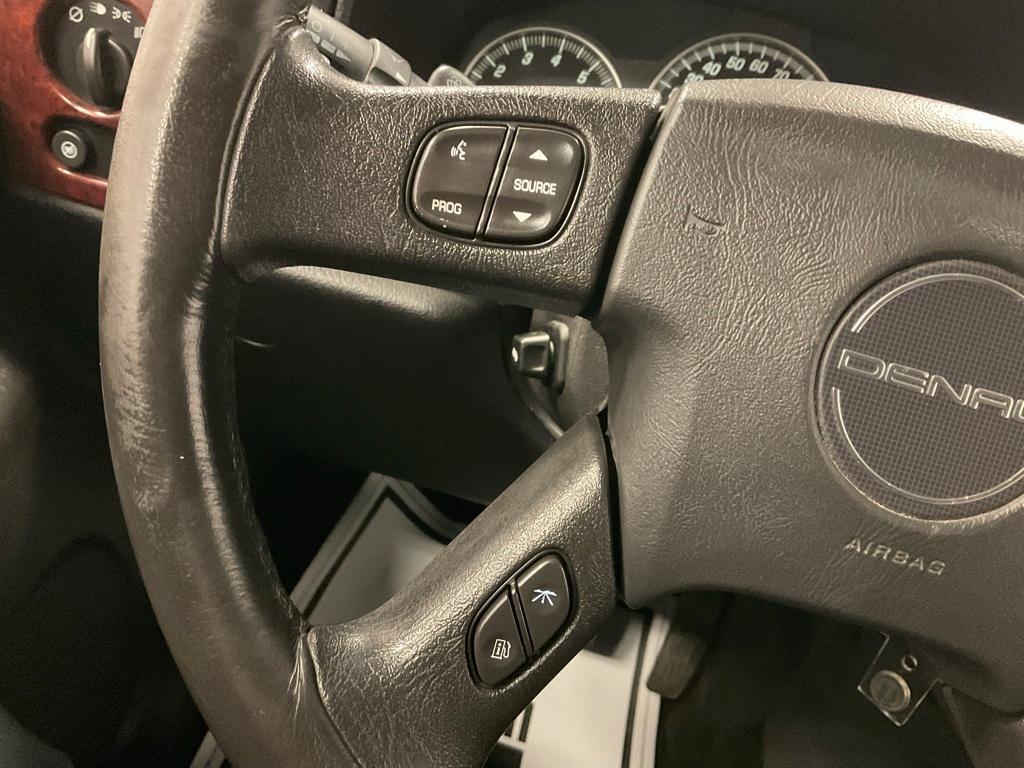 used 2006 GMC Envoy car, priced at $5,765