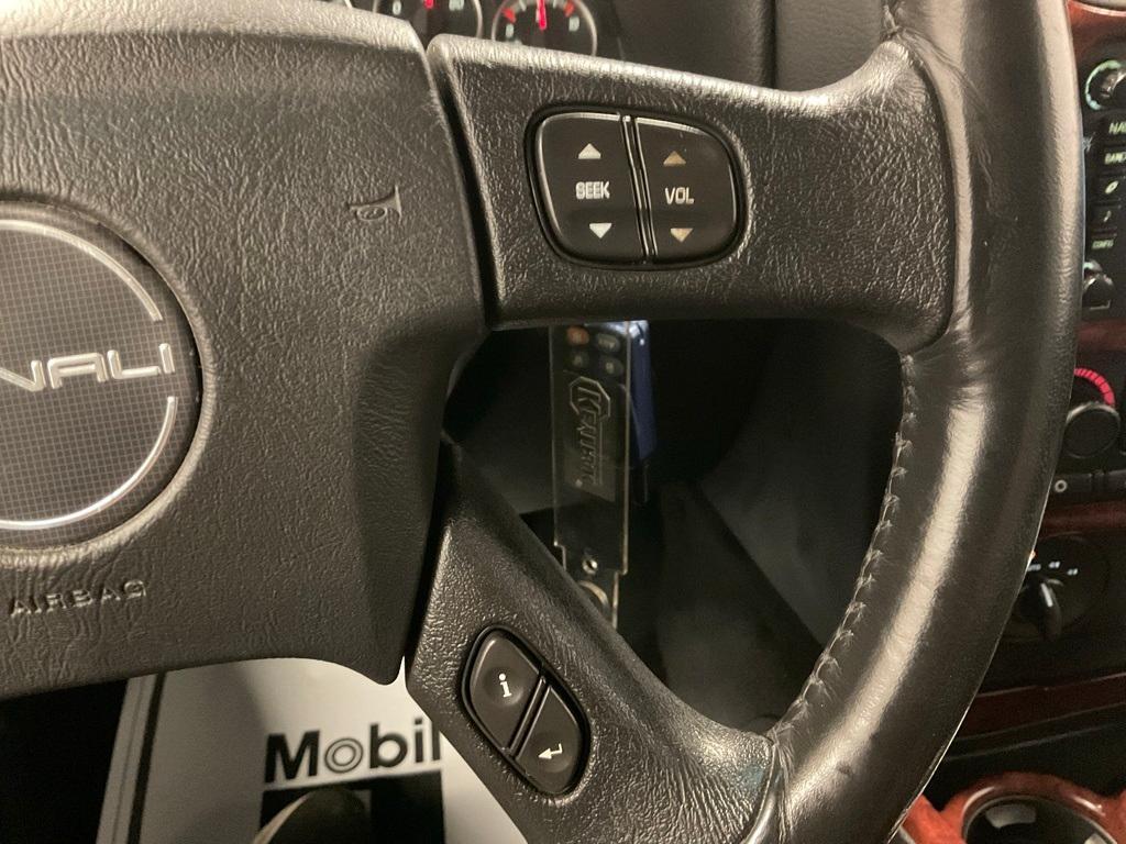 used 2006 GMC Envoy car, priced at $5,765