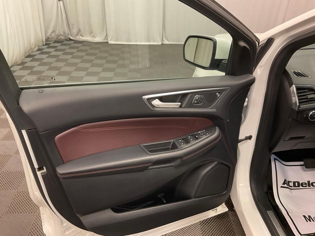 used 2022 Ford Edge car, priced at $26,498