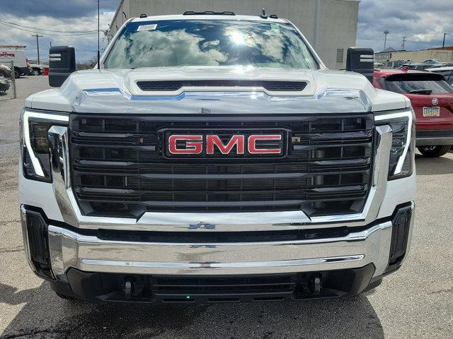 new 2024 GMC Sierra 2500 car, priced at $57,975