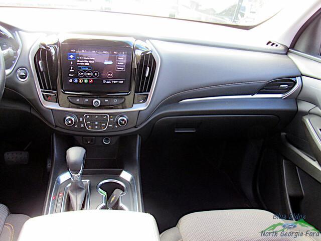 used 2021 Chevrolet Traverse car, priced at $28,897