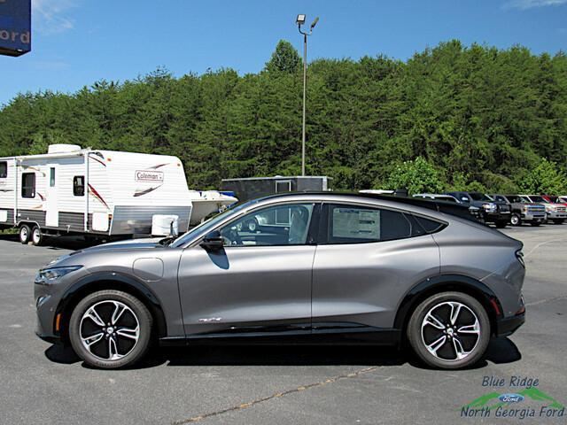 new 2023 Ford Mustang Mach-E car