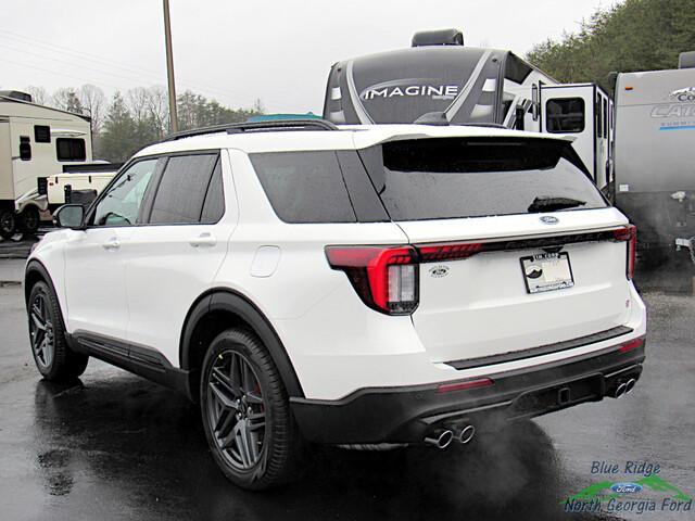 new 2025 Ford Explorer car, priced at $59,645