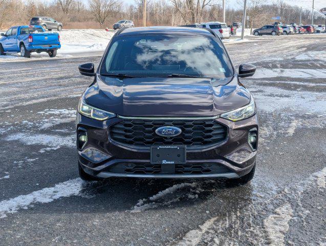 used 2023 Ford Escape car, priced at $29,999